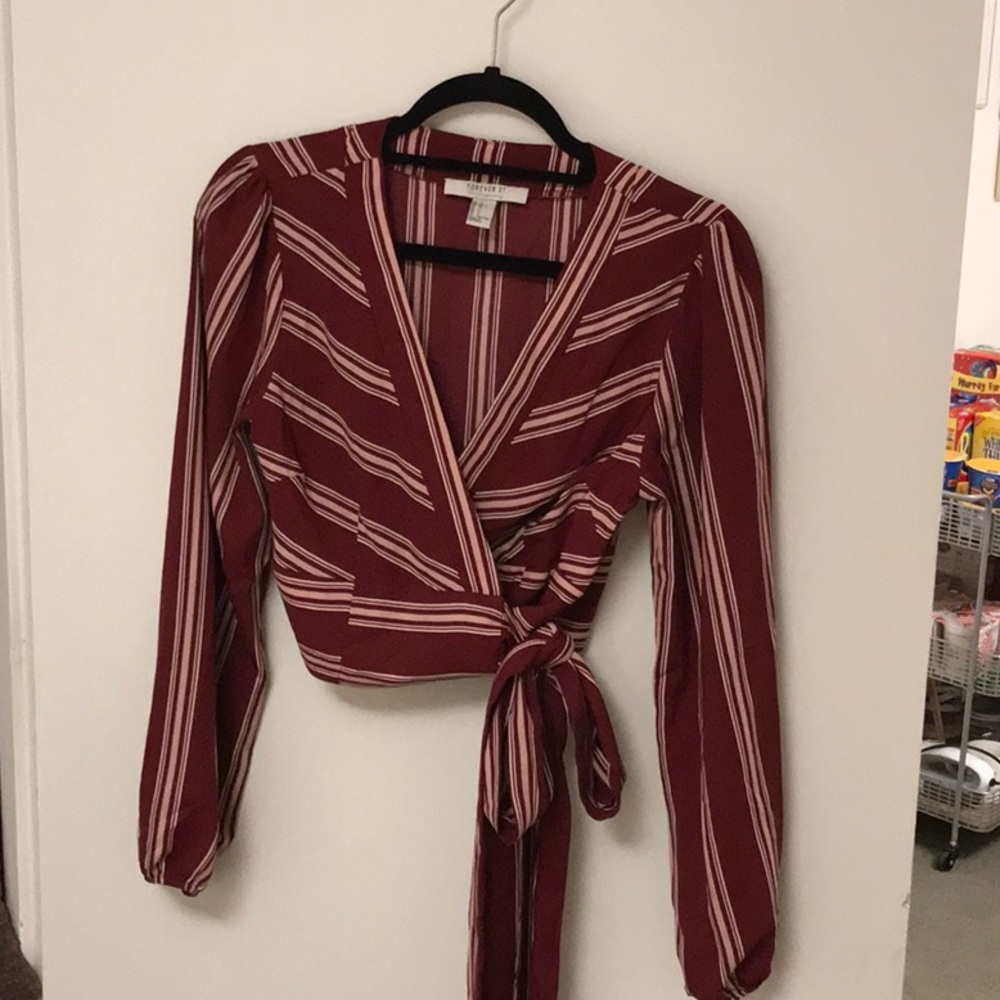 Forever 21 wrap tie long sleeve crop top